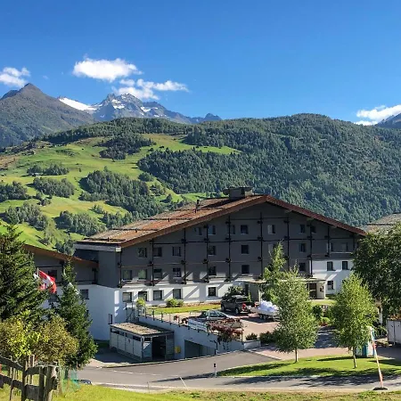 B 048 By Interhome * ディセンティス